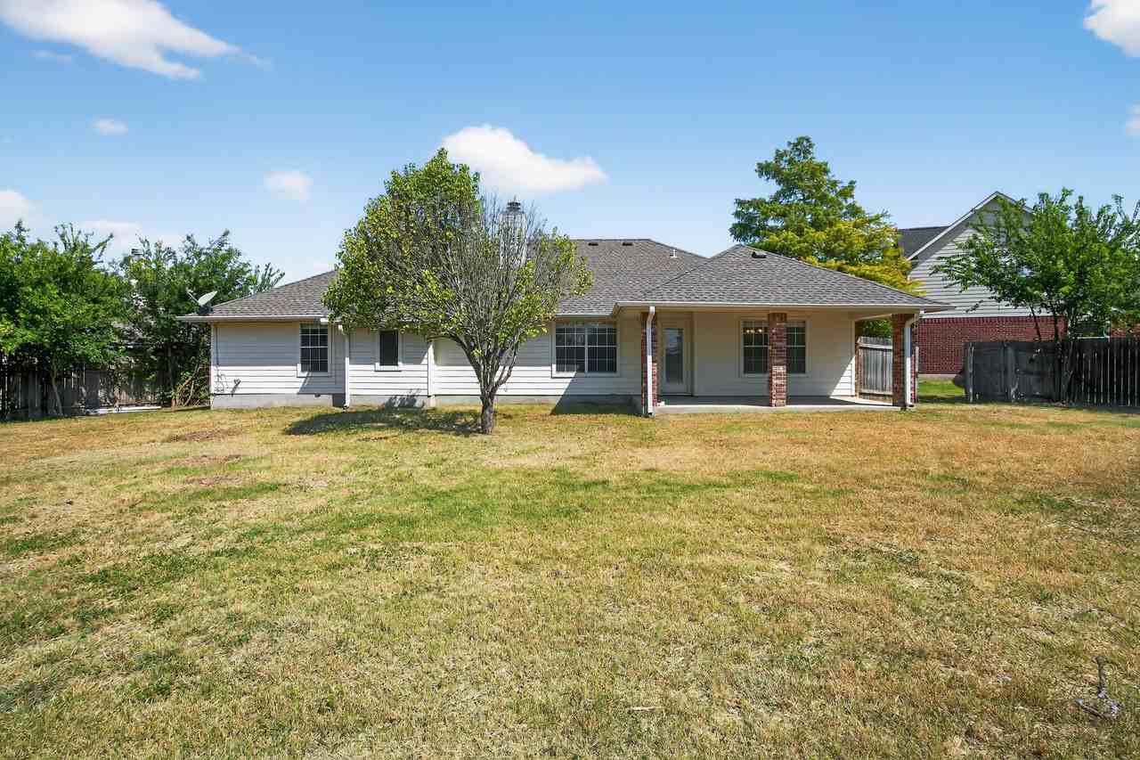 1619 Shady Hillside Pass - Photo 7 of 50