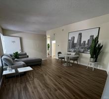 featured image of 450 W Doran St #103