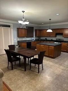 120 Milpass Dr - Photo 3 of 18