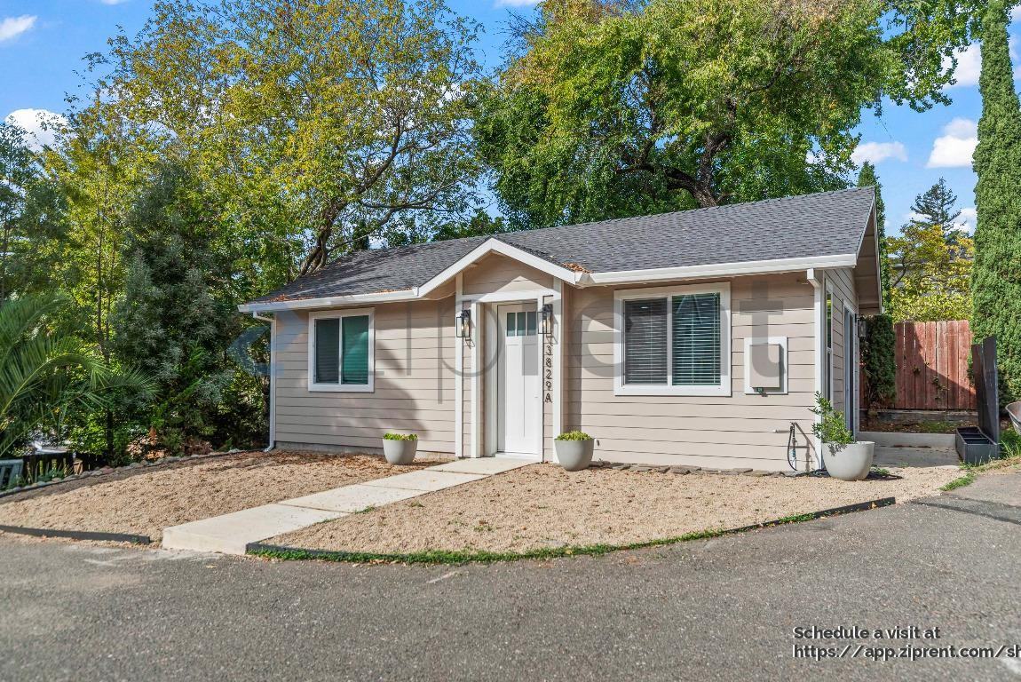 3829 Buell St #A - Photo 2 of 17