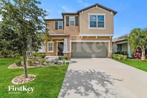 featured image of 10215 Cool Waterlily Ave