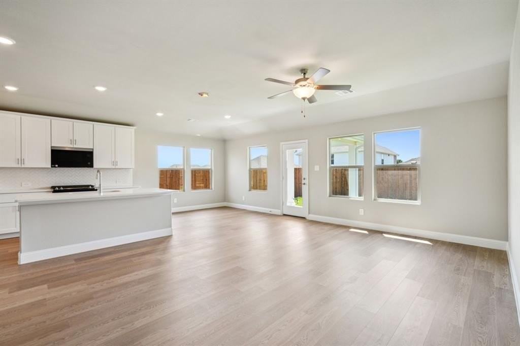 2212 Dunbar Dr - Photo 3 of 35