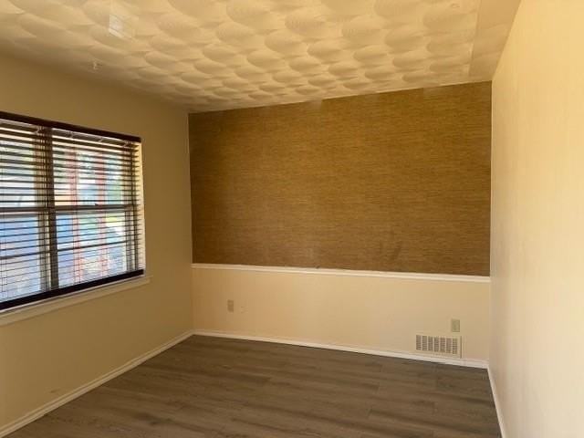 4513 Huntington Dr - Photo 3 of 22