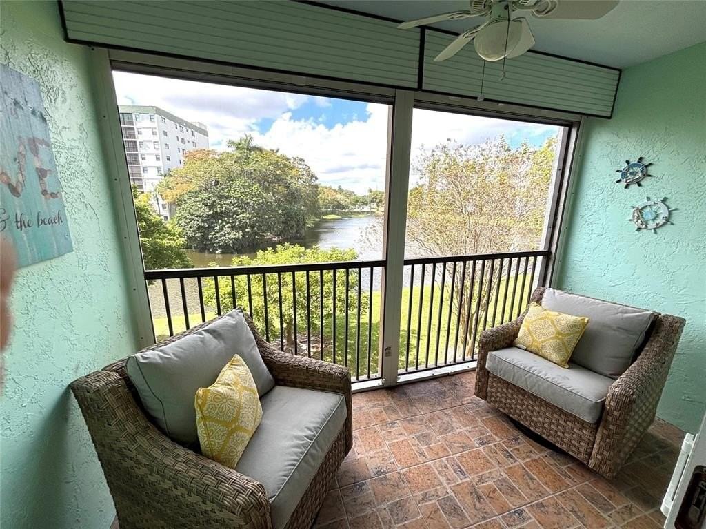 2236 N Cypress Bend Dr #304