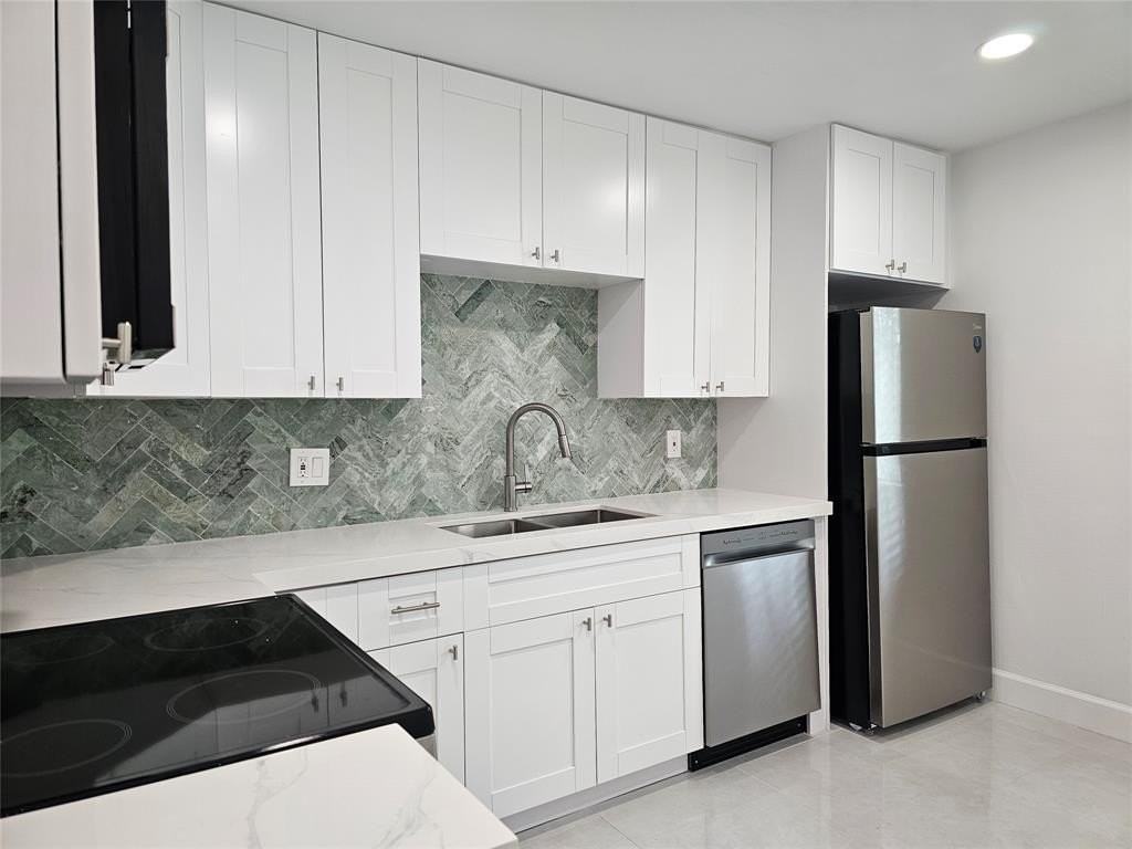 9557 Nw 2nd Pl #9557 - Photo 4 of 19