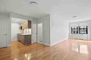 W 15th St #2N - Photo 1 of 1