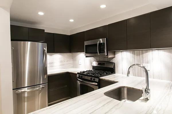 E 65th St #6A - Photo 2 of 14