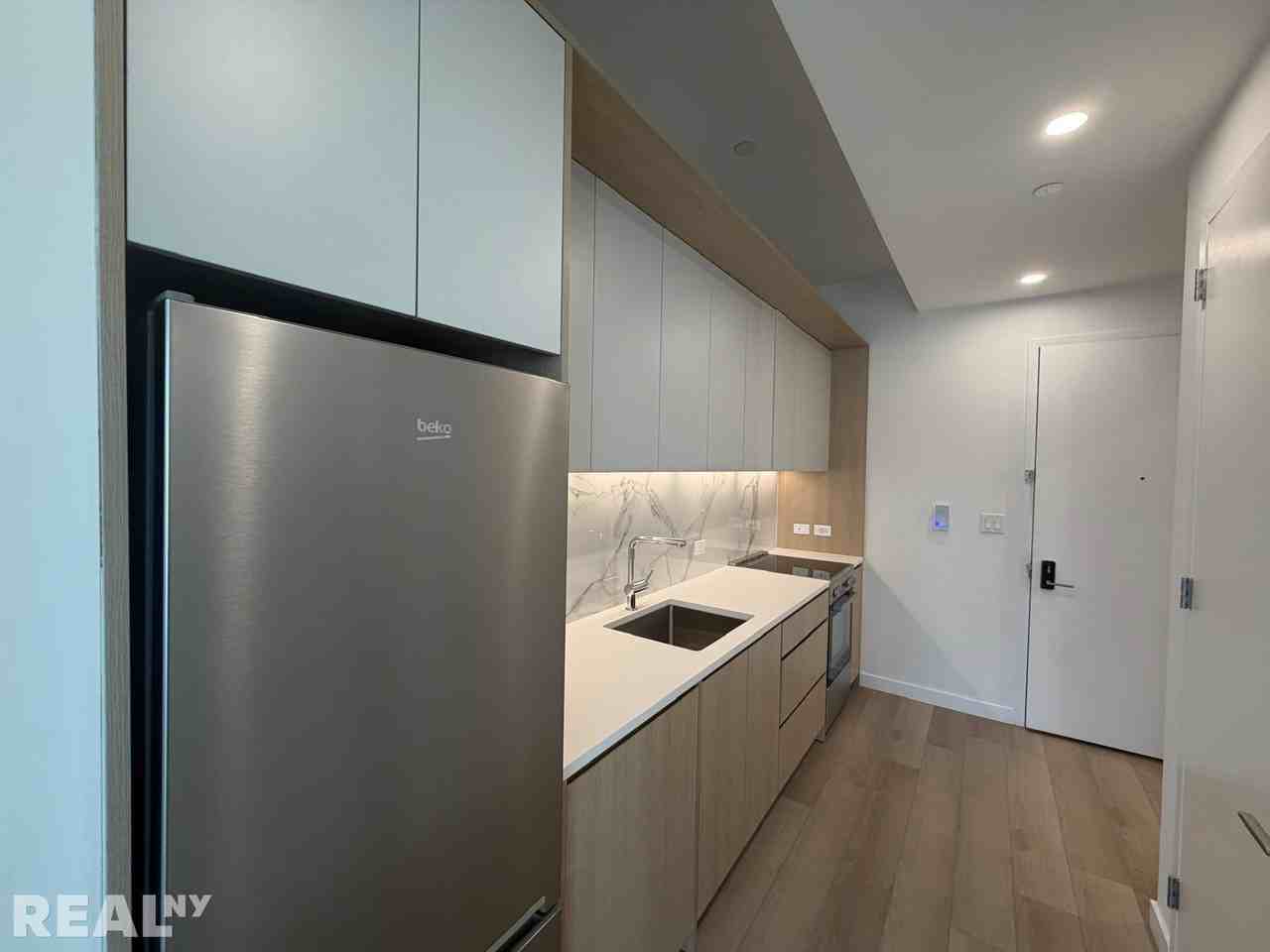 Paseo Pl #502 - Photo 3 of 15