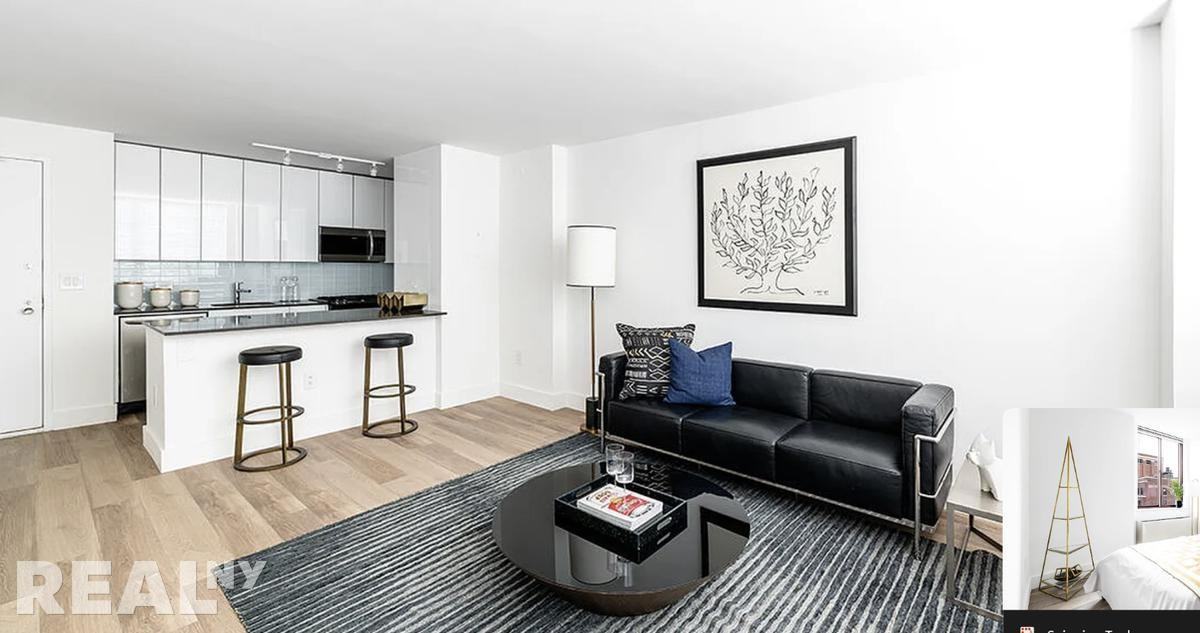 W 35th St #03A - Photo 2 of 6