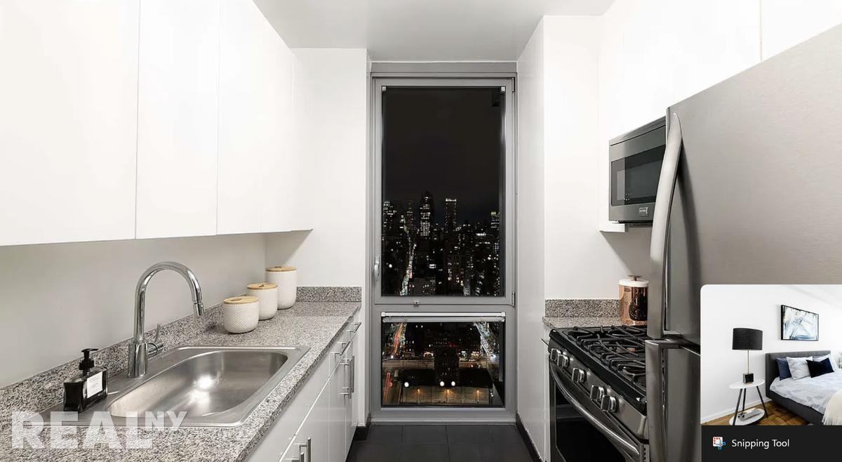 W 37th St #316 - Photo 3 of 4