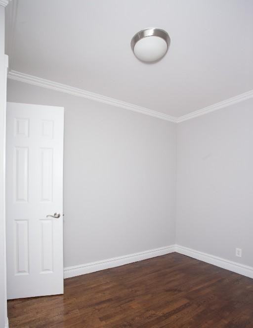 E 13th St #5C - Photo 7 of 9