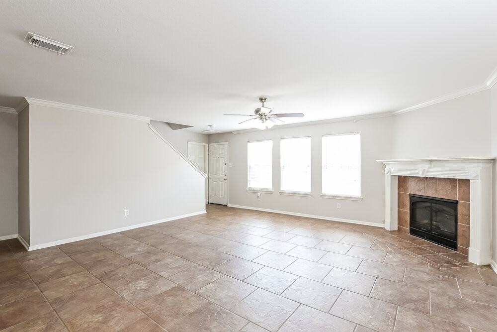 7314 Fox Hall Lane - Photo 5 of 17