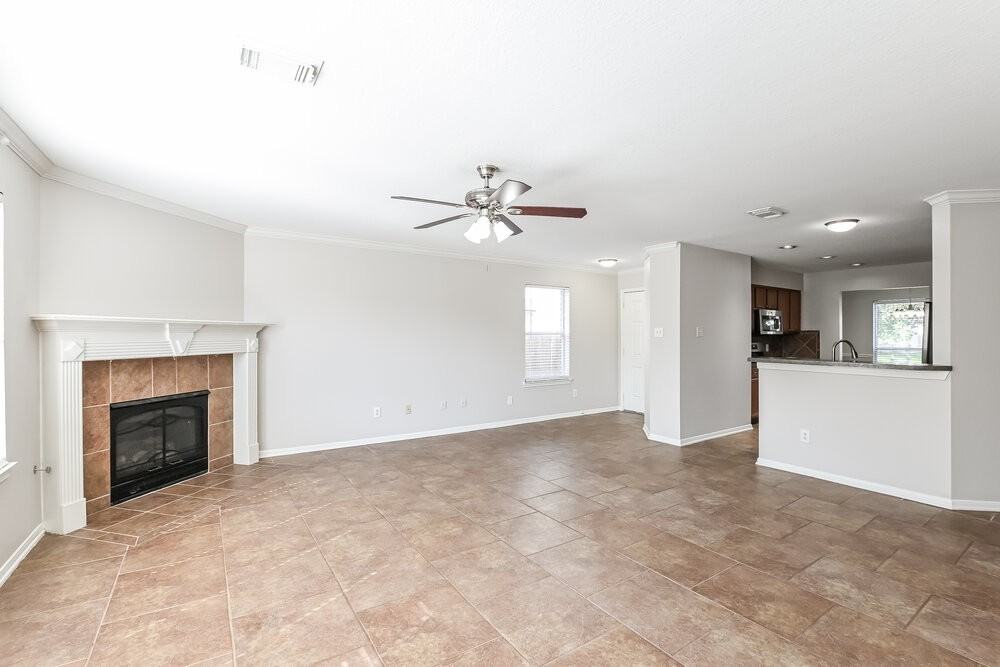 7314 Fox Hall Lane - Photo 6 of 17