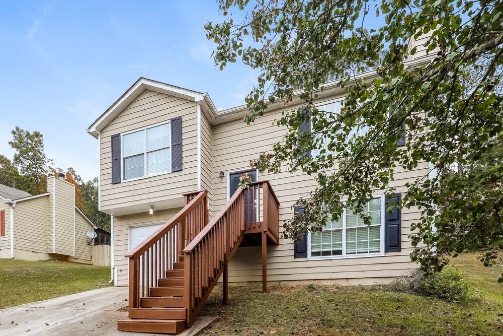 5748 Chisolm Trl - Photo 4 of 17