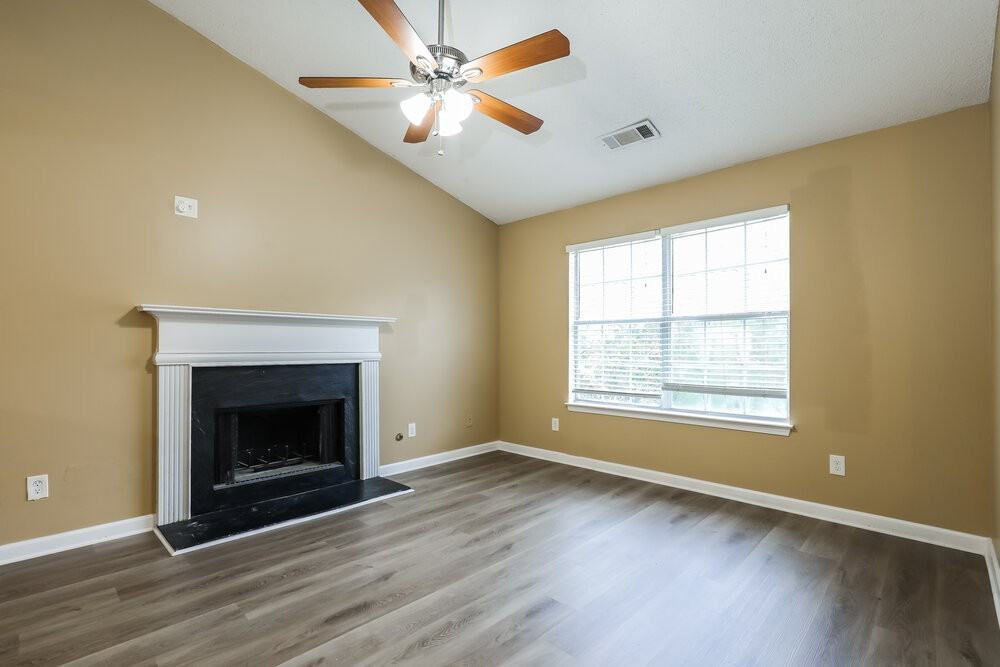 5748 Chisolm Trl - Photo 5 of 17