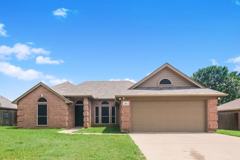 512 Arbor Ln - Photo 1 of 1