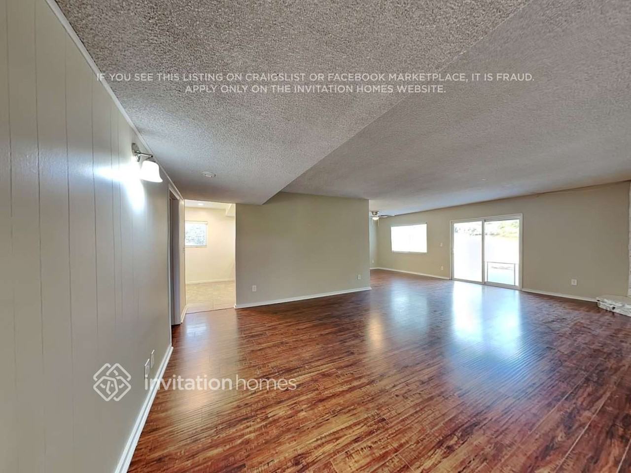 15857 Liggett St - Photo 3 of 21