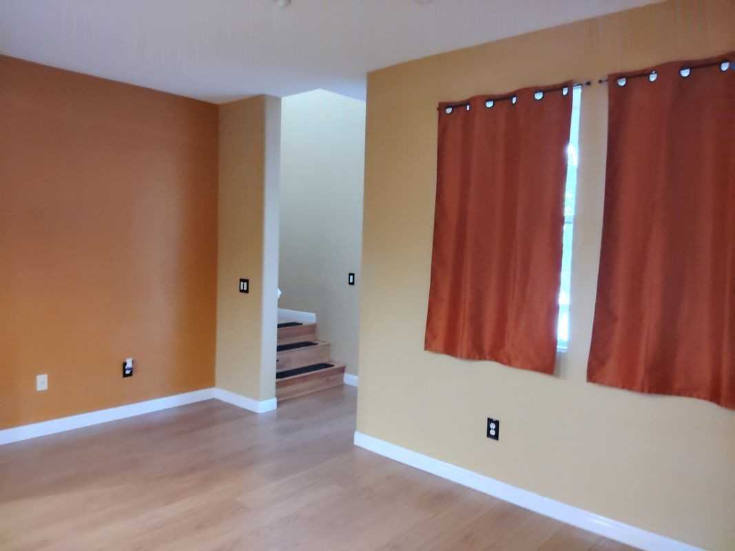 2727 Hazelnut Ct - Photo 7 of 49