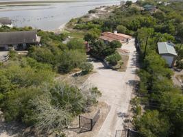 featured image of 560 S Vista Dr