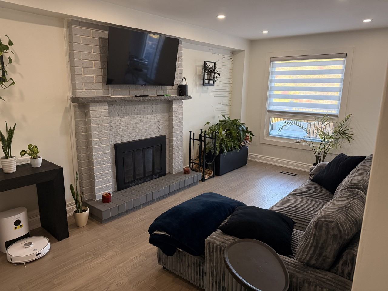 Dixie Rd & Finch Ave - Photo 5 of 9