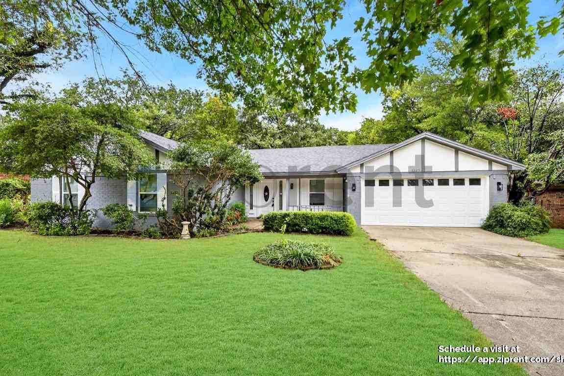 6829 Shadydale Dr - Photo 2 of 26