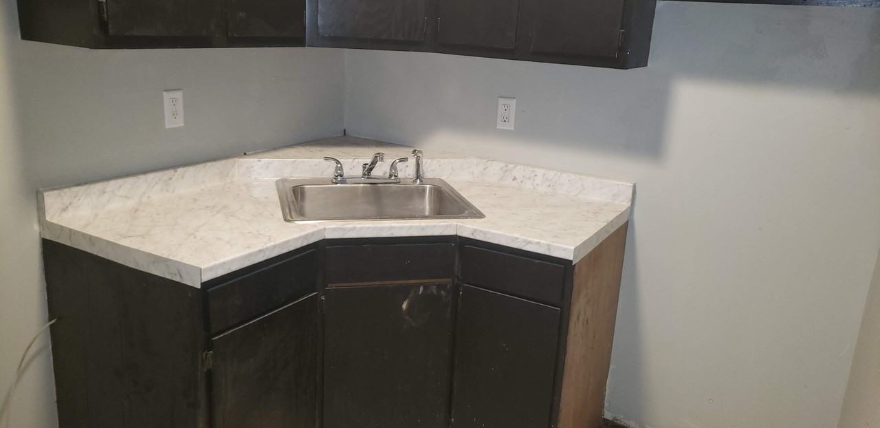 247 Livingston Ave #1 - Photo 2 of 17
