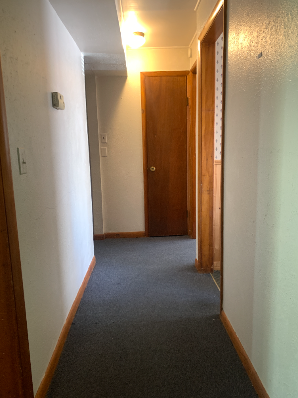 102 Oakwood St - Photo 7 of 18