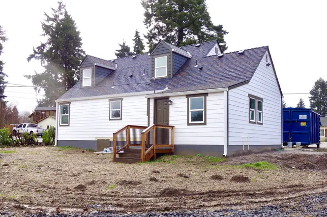 3712 Ne 54th St - Photo 3 of 16