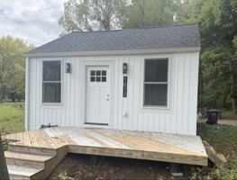 featured image of 1072 Vineland Rd