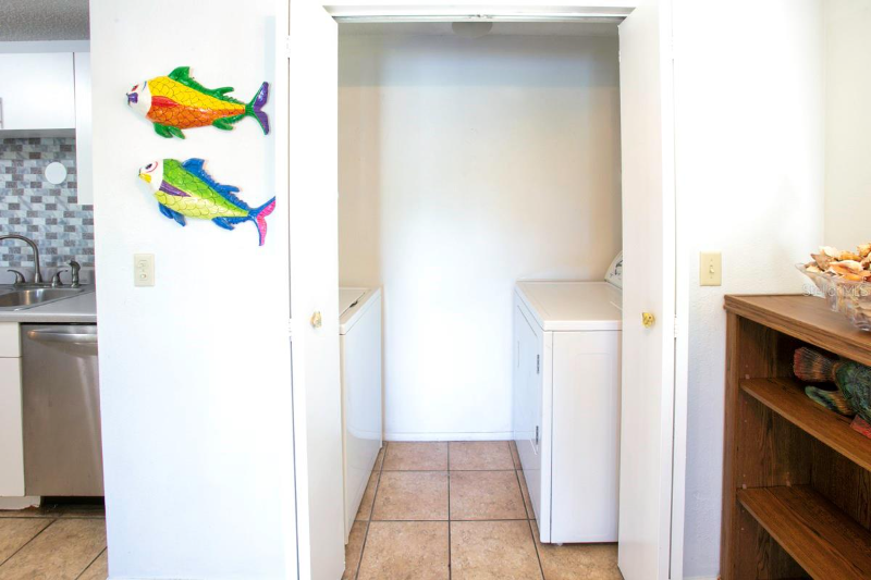 6116 38th Ave W - Photo 5 of 20