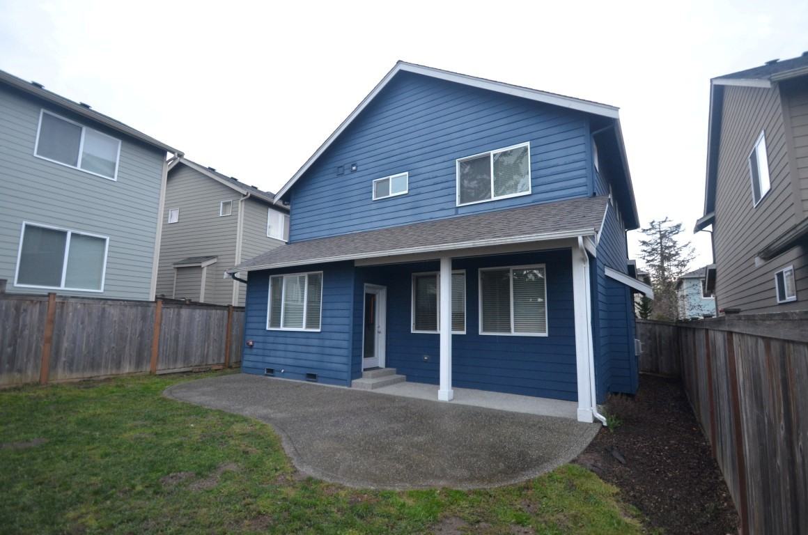 126 209th Pl SW - Photo 3 of 16