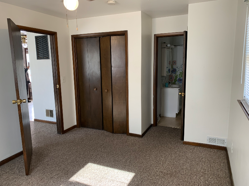 205 N 5th St #3 - Photo 3 of 6