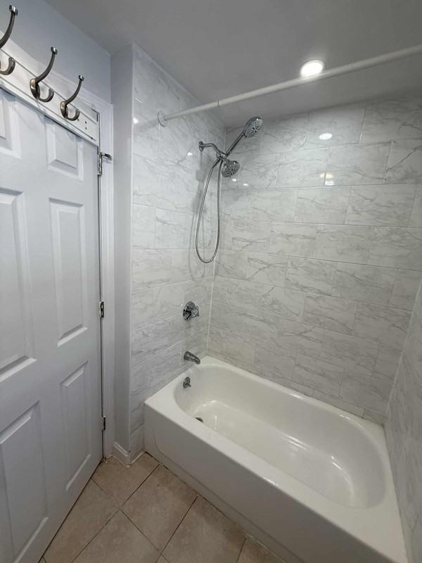 994 Washington St - Photo 2 of 8