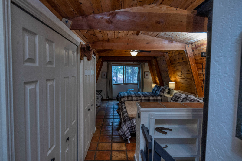 569 S Friar Tuck Trl - Photo 5 of 20