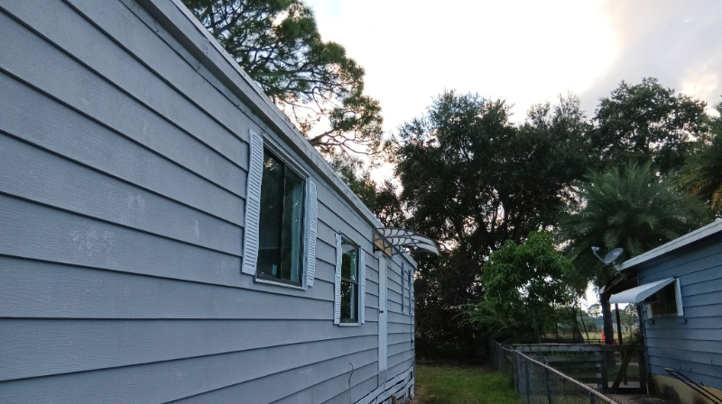 1809 Cedar St - Photo 3 of 13