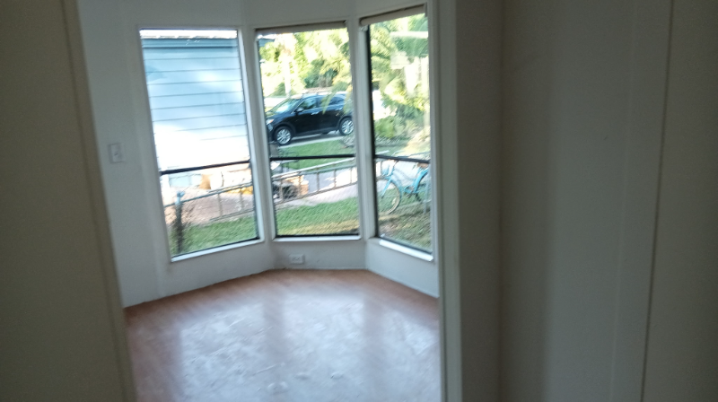 1809 Cedar St - Photo 5 of 13