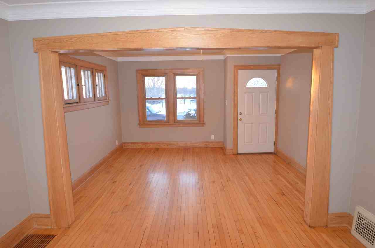 4413 S 28th Ave - Photo 2 of 14