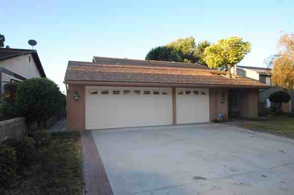 3679 Holly Vista Dr - Photo 2 of 37