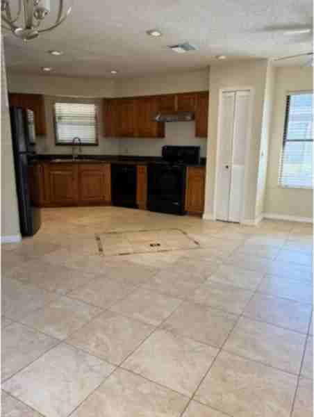 7245 Dr Phillips Blvd - Photo 6 of 9