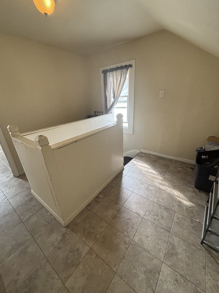 602 E 33rd St #NA - Photo 2 of 13