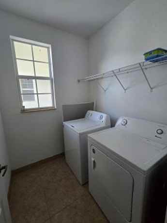 7070 Venice Way #2905 - Photo 5 of 10