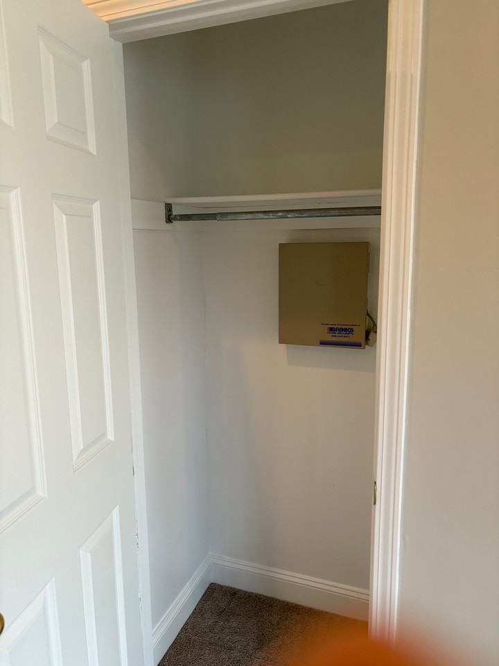 1107 E 105th St #1107 - Photo 2 of 13