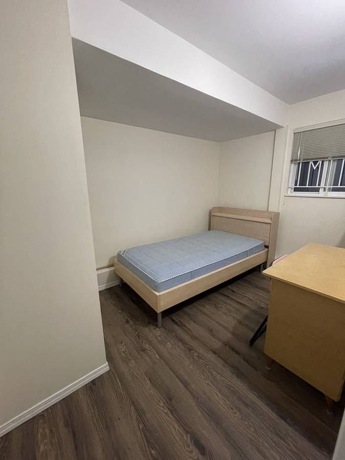 7200 Stride Avenue - Photo 3 of 4