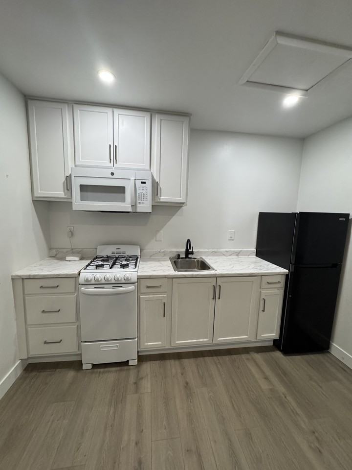 13477 La Mesa Drive #NA - Photo 4 of 10