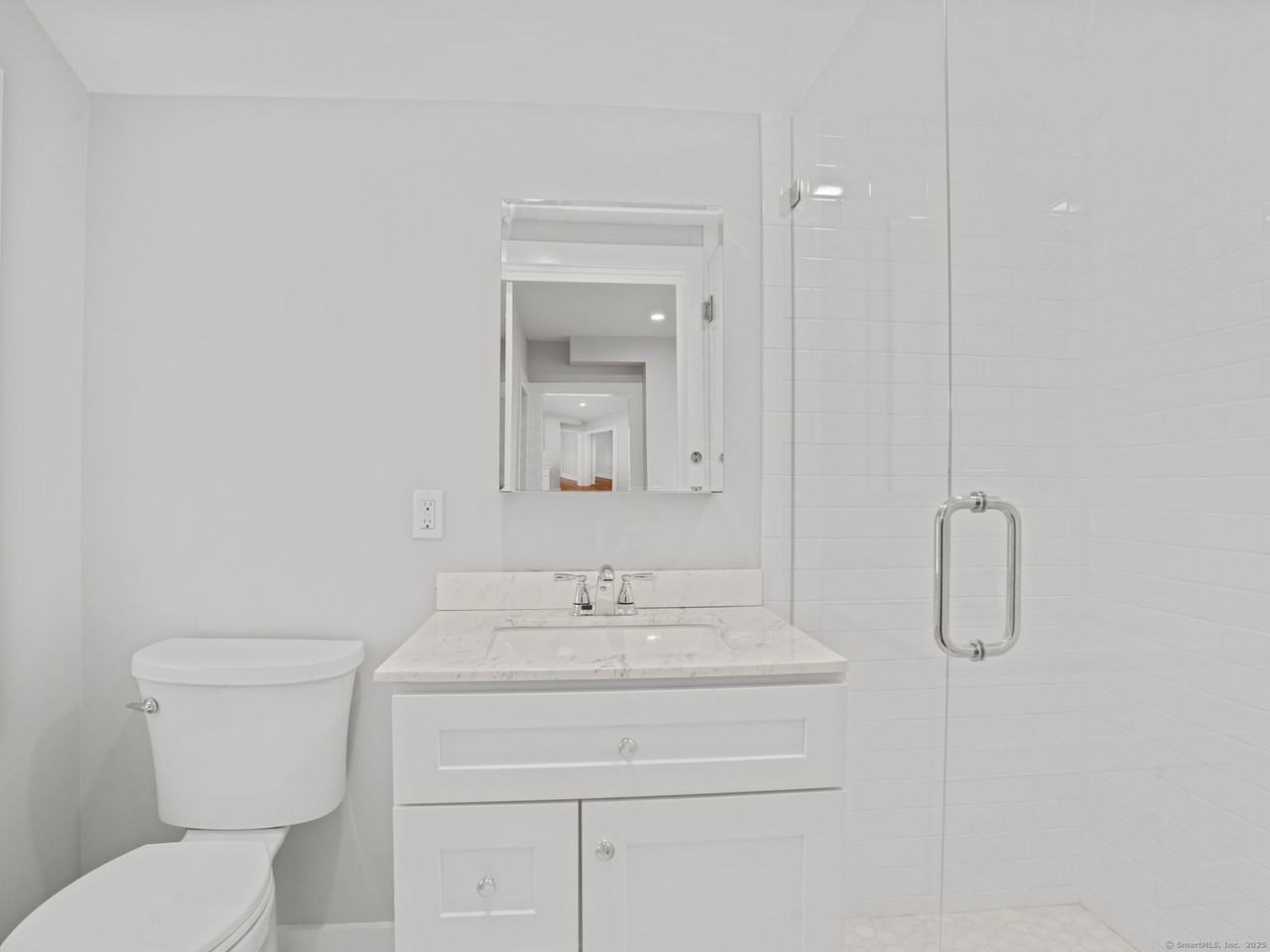 29 Redfield Rd - Photo 5 of 37