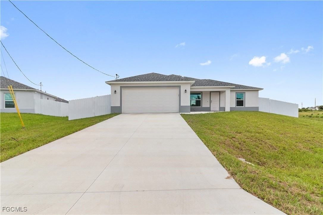 8022 Melody Cir - Photo 2 of 31