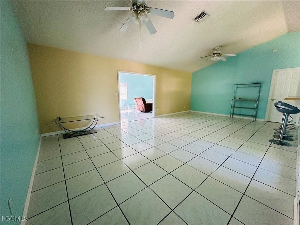 1421 Sw 9th Ct - Photo 6 of 29