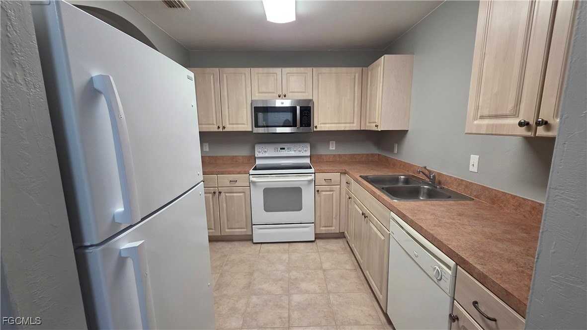 4838 29th St Sw - Photo 5 of 6