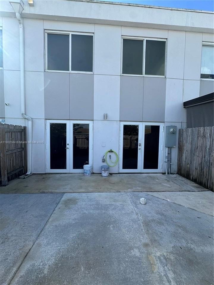 13712 Sw 259th St - Photo 2 of 8