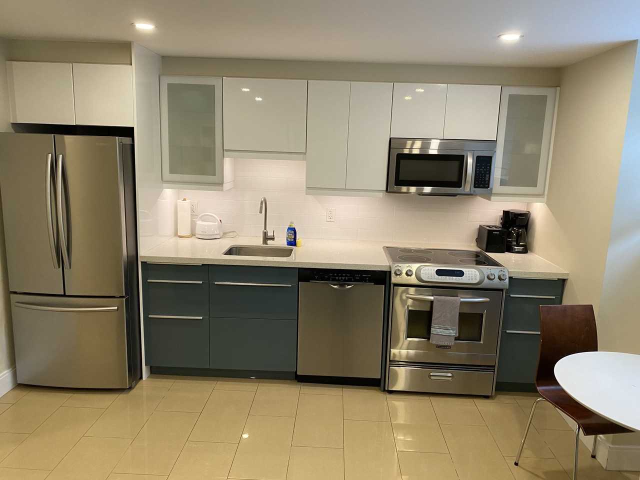 248 Fulton Ave - Photo 6 of 18